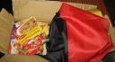 erster Blick in das berliner Carepaket
