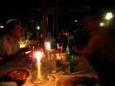 gemütliches Abendessen bei Kerzenschein