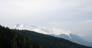 Blick zum verschneiten Rosskogel