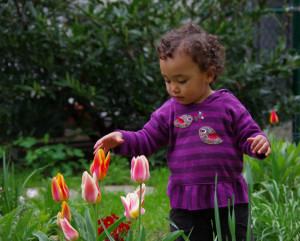 Patricia im Garten (c) Monika Spiech