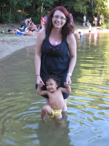 Victoria mit Patricia im Flughafensee